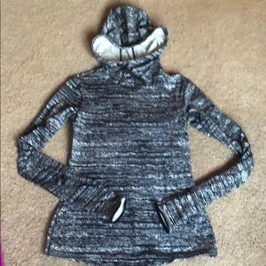 Nike pro dri - fit hooded sweatshirt